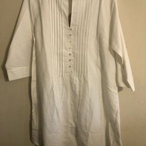 White linen dress or shirt. Great condition. Great for summertime.